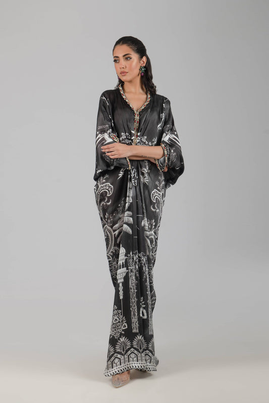 Black and white kaftan